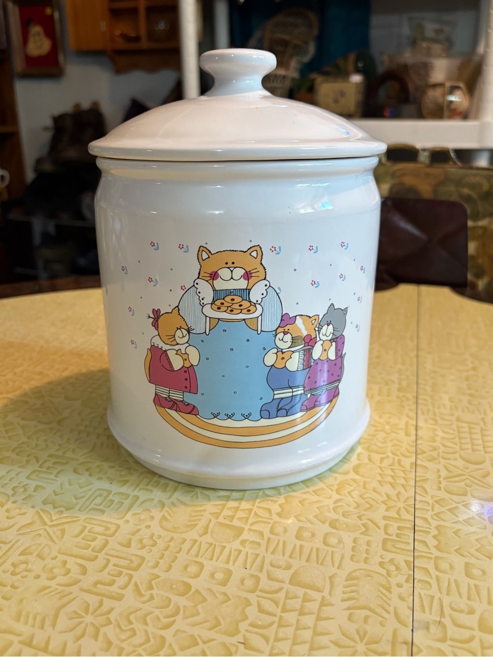 Vintage Ceramic Cookie Jar with Whimsical Cat Family Artwork
